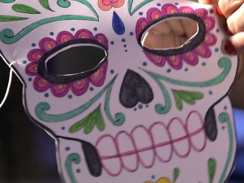Create your Mexican catrina